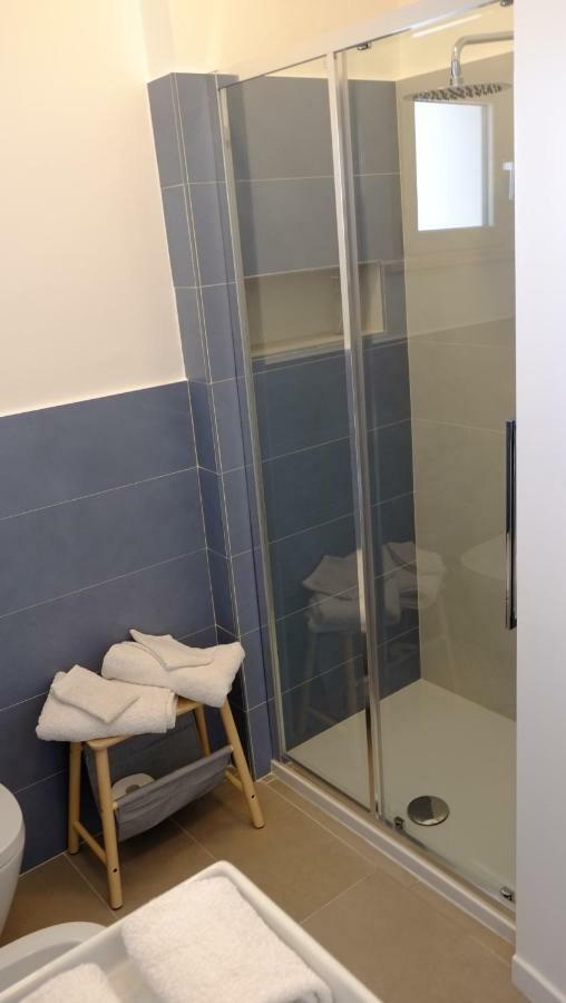 ホテル Quarantacinque Ospitalita カリアリ エクステリア 写真
